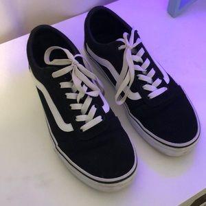 Vans Black and White Old Skool